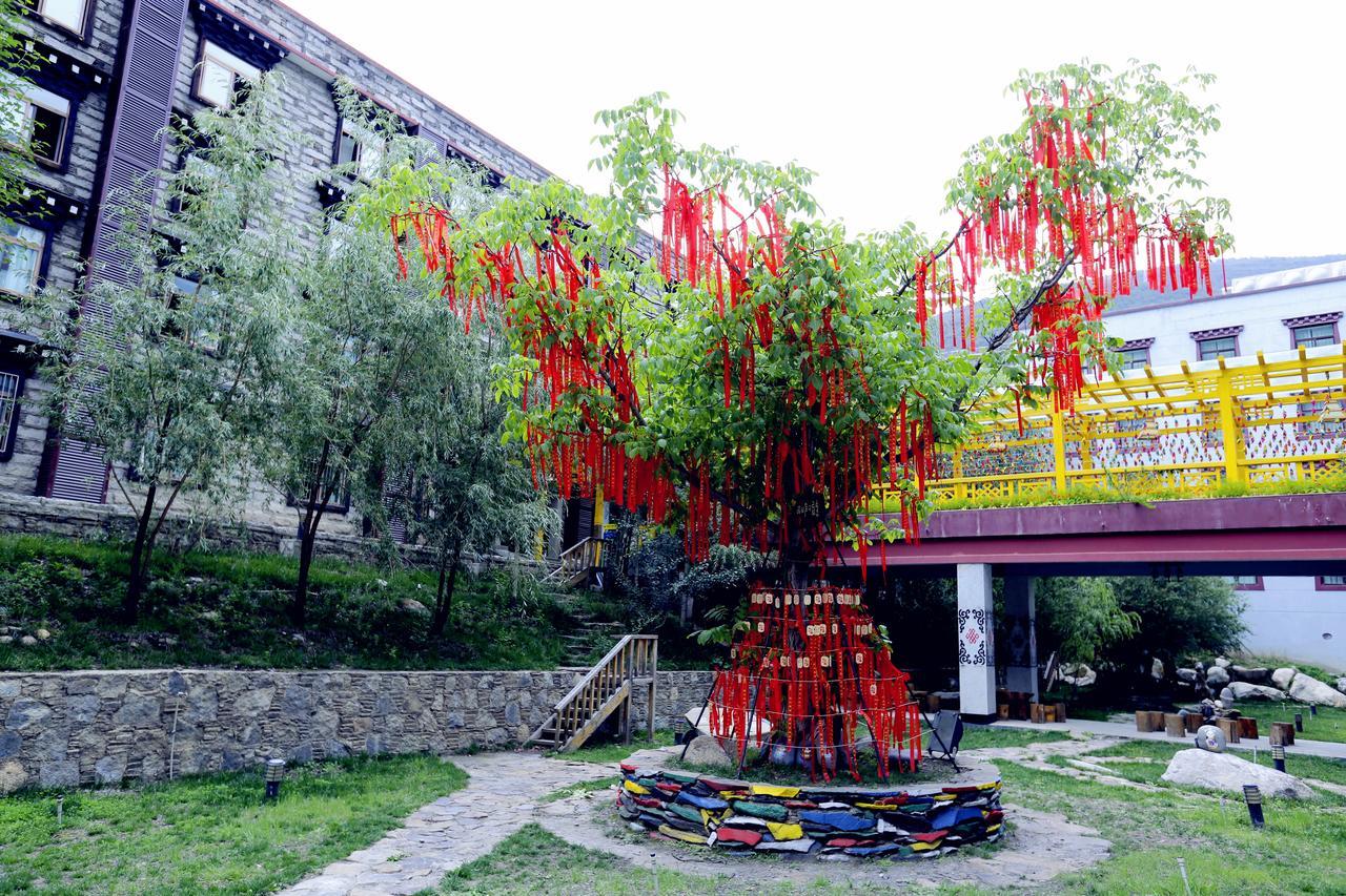 Ramada Encore Daocheng Yading Екстериор снимка